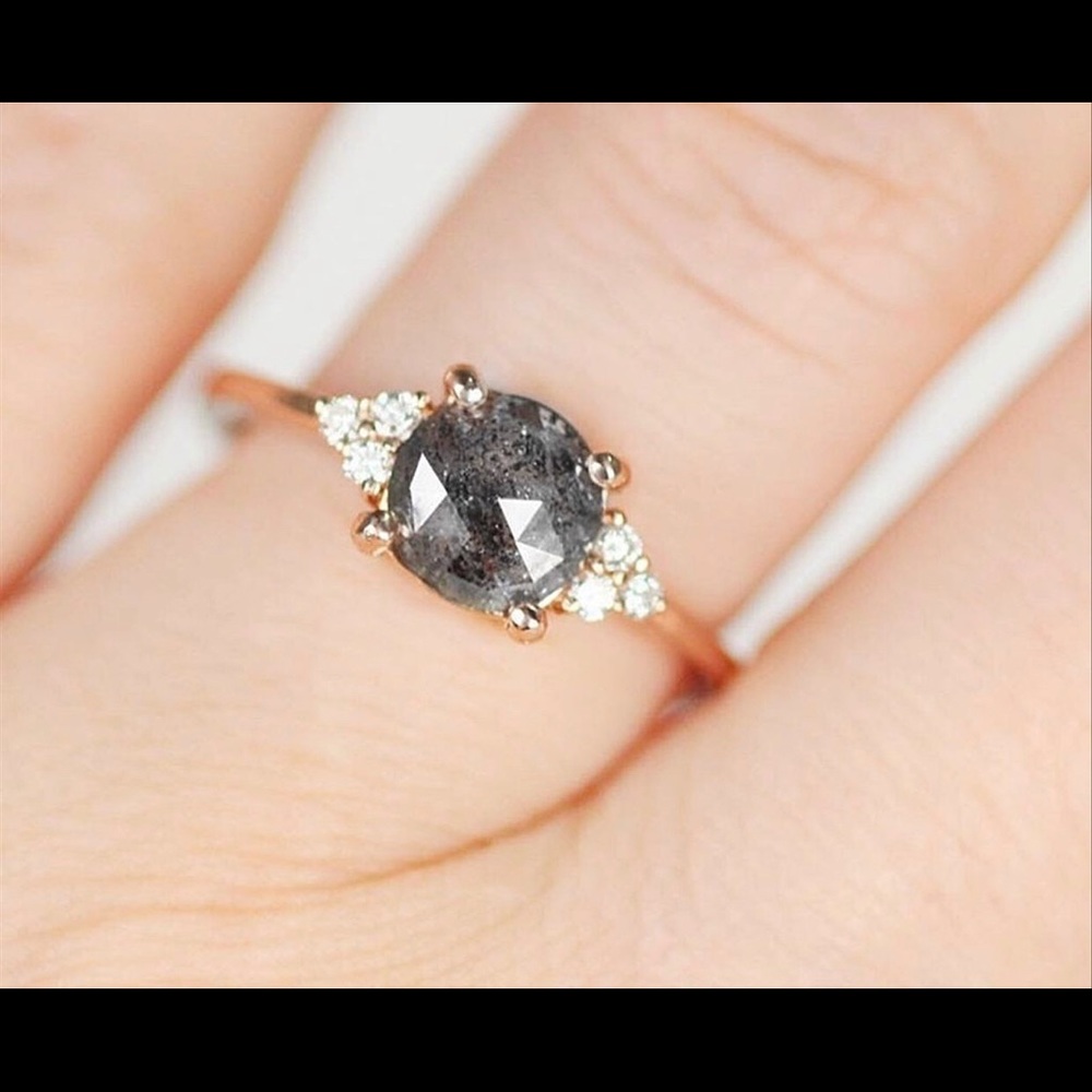 Celestial stone rose gold ring - Picture 2 of 7